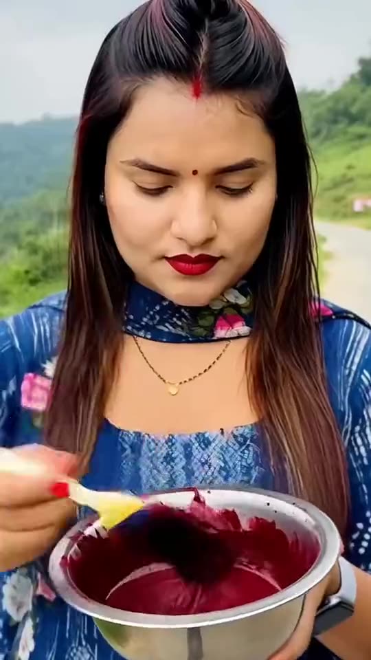 Create a Hair Dye Filter: AI Dyes Your Hair Burgundy From One Photo With Your Photo